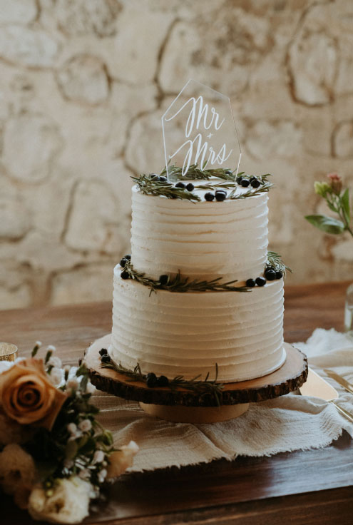 Mr Mrs Wedding Cake